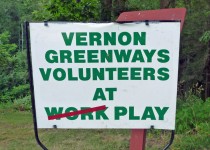 greenways_play_sign